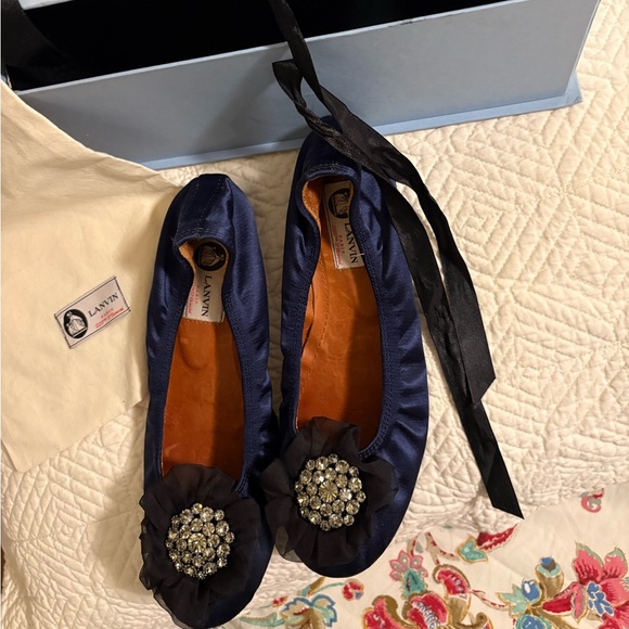 LANVIN Élégant Satin Ballerine Slippers with Jeweled Silk Tulle ~ EU 38.5 US 7.5 - Picture 7 of 16